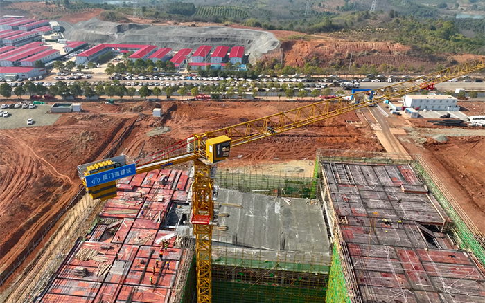 跑出加速度！37臺徐工塔機(jī)批量助建